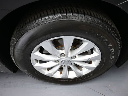 Used 2017 Chrysler Pacifica Touring-L image 13