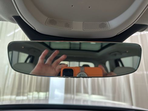 Used 2024 Volvo XC90 B6 Plus w/ Protection Package Premier image 33