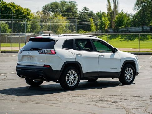 Used 2020 Jeep Cherokee Latitude image 5