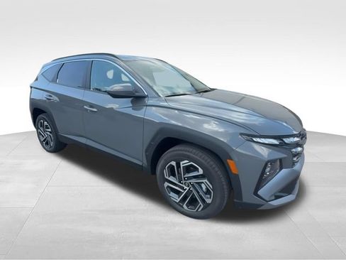 New 2026 Hyundai Tucson SEL Plus AWD/4WD image 2