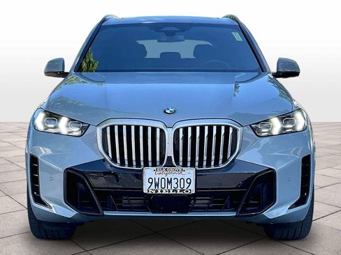 Used 2026 BMW X5 xDrive40i w/ M Sport Package AWD/4WD image 3