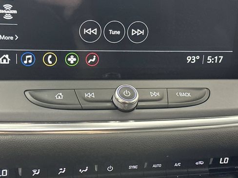 Used 2025 Chevrolet Blazer LT AWD/4WD image 18