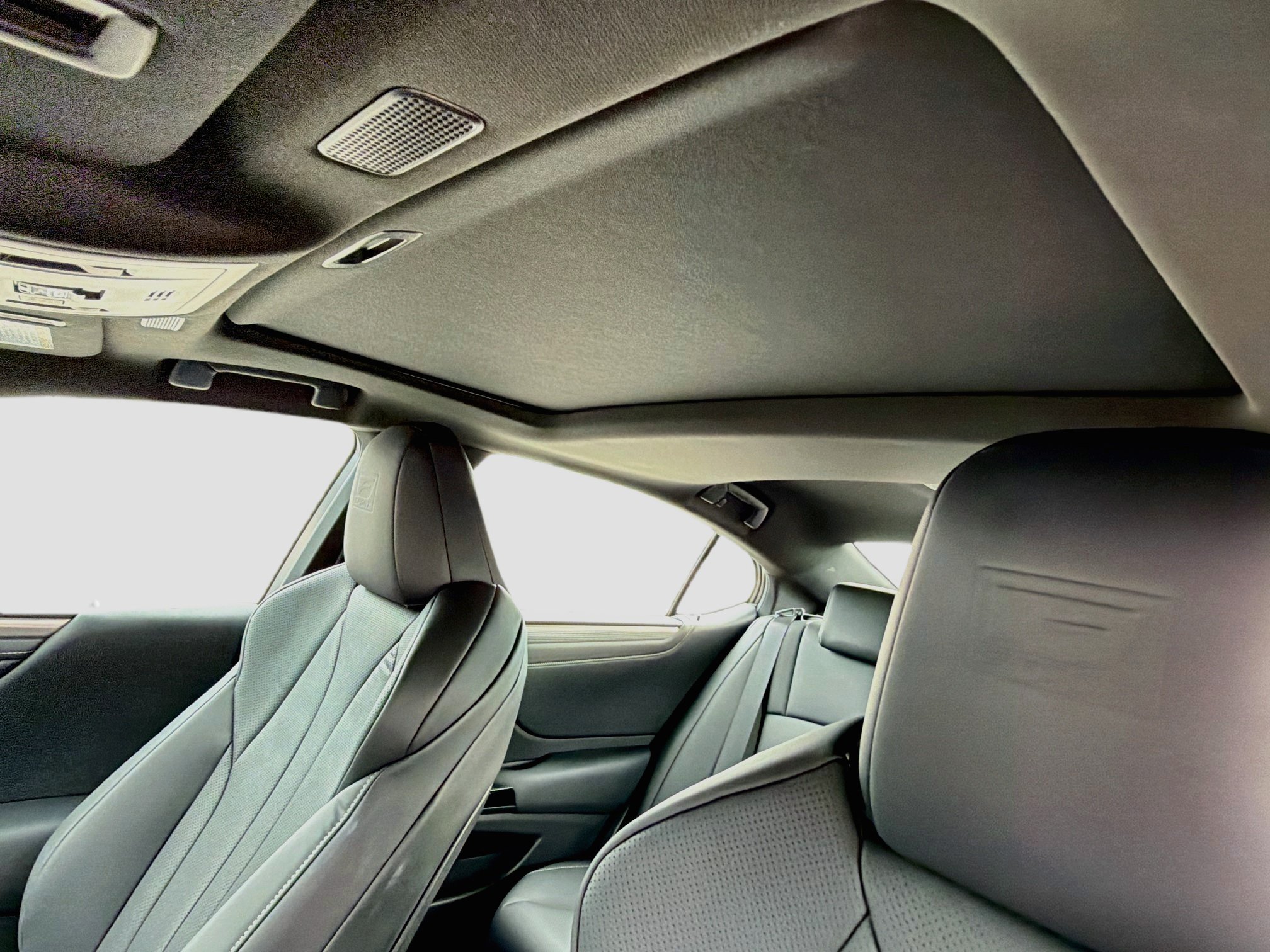 Used 2025 Lexus ES 350 F Sport w/ Accessory Package (Z1) FWD image 26