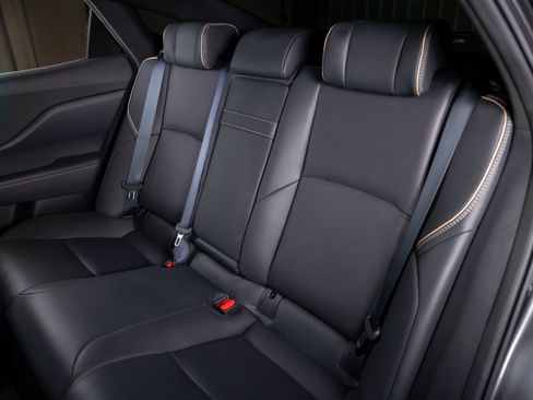 Used 2024 Toyota Crown AWD/4WD image 22