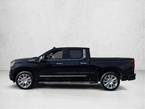 Certified 2024 Chevrolet Silverado 1500 High Country w/ Technology Package AWD/4WD image 5