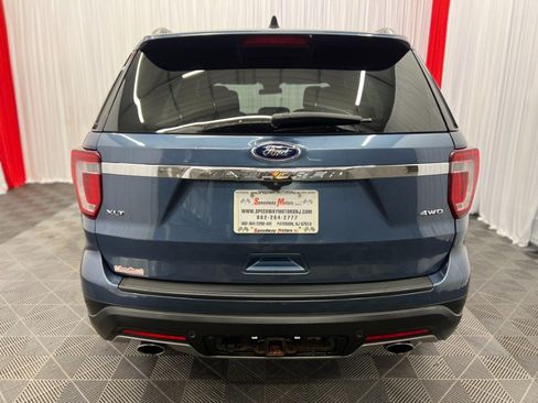 Used 2018 Ford Explorer XLT AWD/4WD image 9
