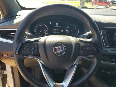 Used 2024 Buick Enclave Premium image 15