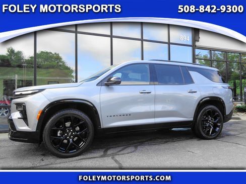 Used 2024 Chevrolet Traverse RS AWD/4WD image 1