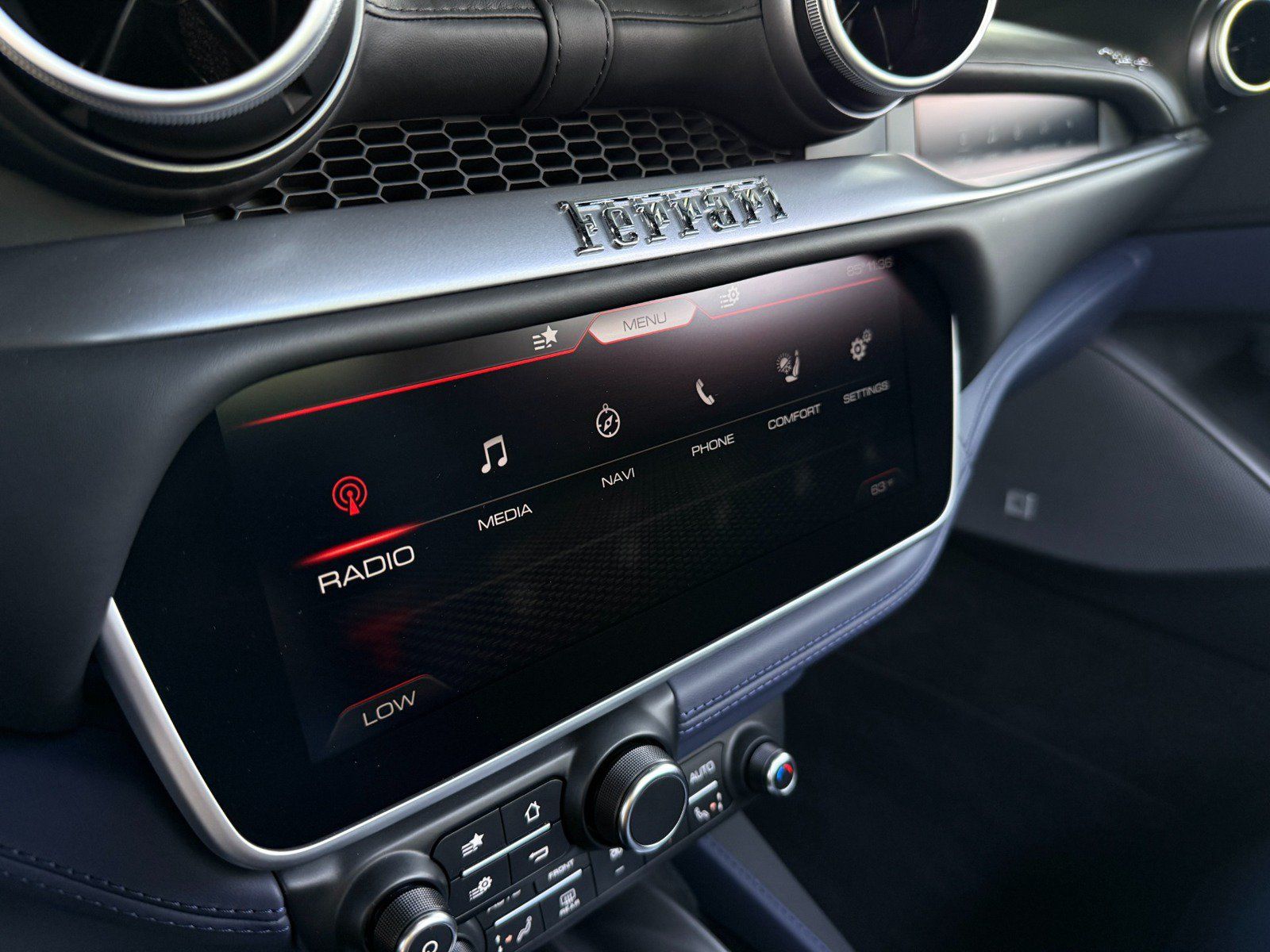 Used 2022 Ferrari Portofino M RWD image 30