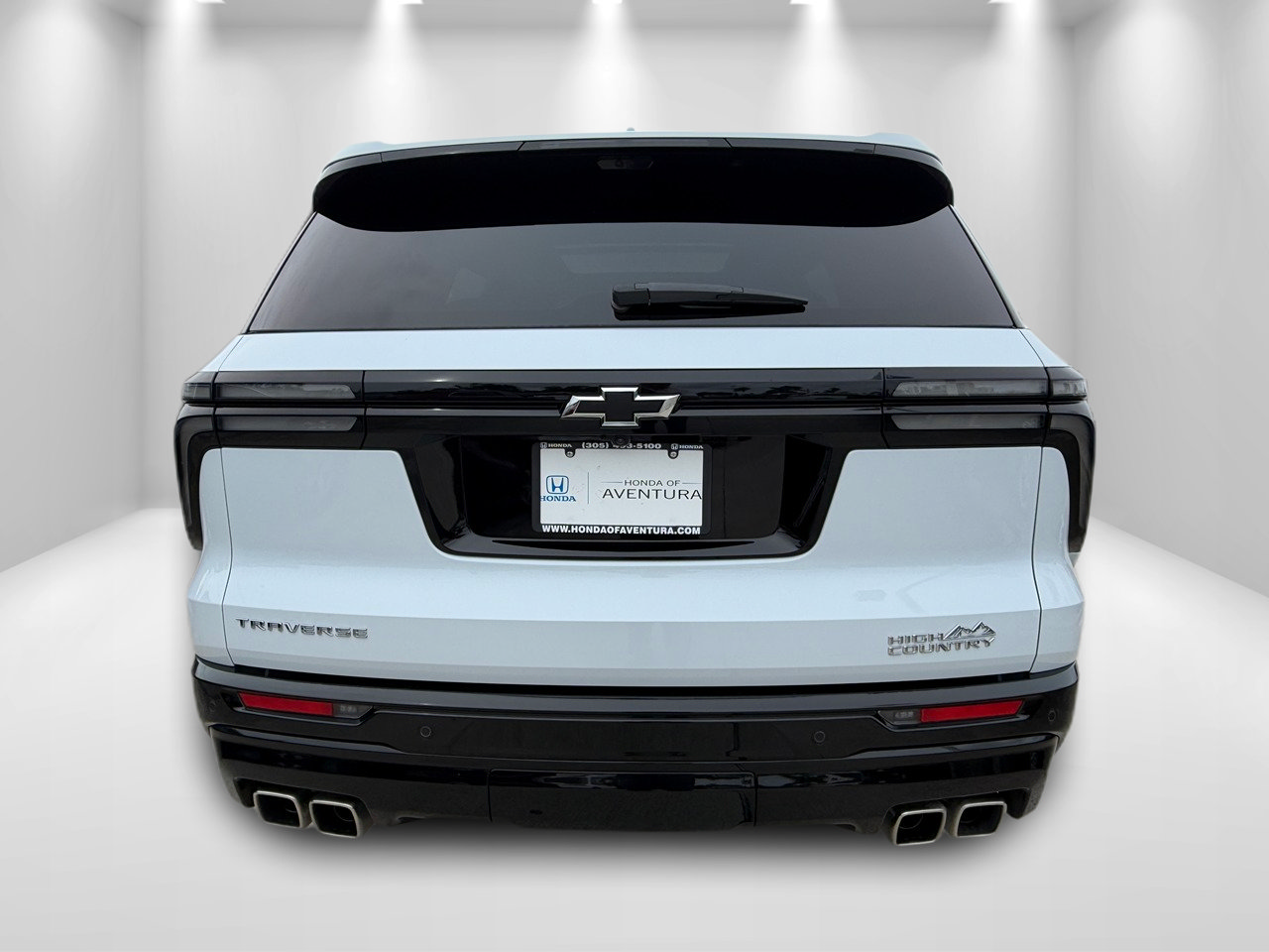 Used 2026 Chevrolet Traverse High Country FWD image 8