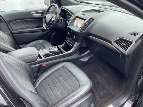 Used 2020 Ford Edge ST-Line w/ Cold Weather Package image 19