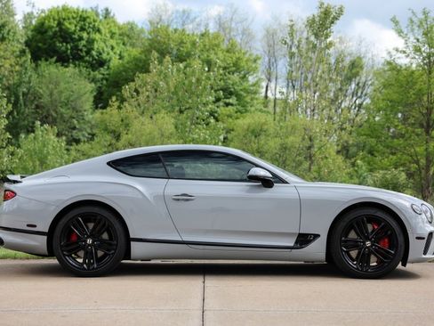 Used 2020 Bentley Continental GT image 8