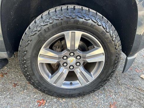 Used 2018 Chevrolet Colorado W/T w/ Custom Special Edition image 17