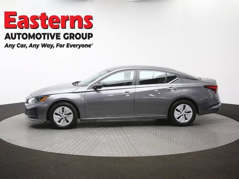 Used 2024 Nissan Altima 2.5 S FWD image 58