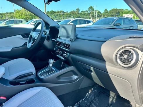 Used 2023 Hyundai Kona SEL image 25