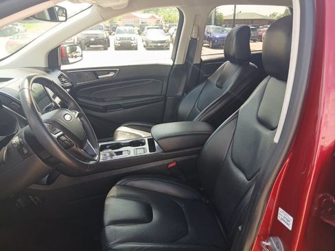 Used 2022 Ford Edge Titanium AWD/4WD image 32