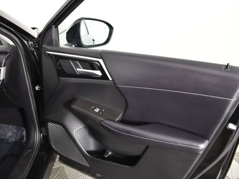 Used 2025 Mitsubishi Outlander SE AWD/4WD image 40