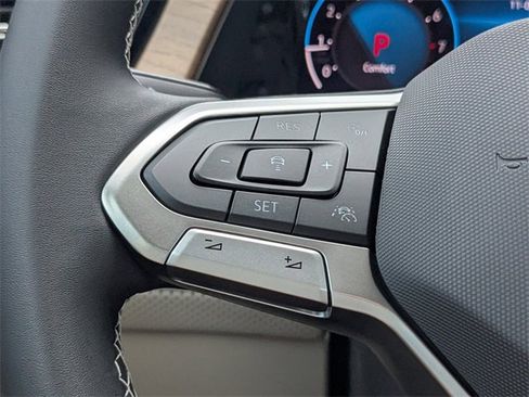 New 2026 Volkswagen Atlas SE image 29