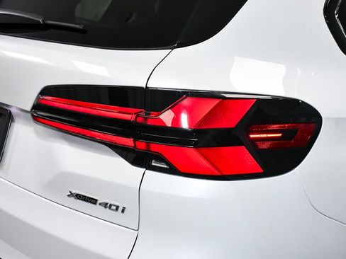 Used 2026 BMW X5 xDrive40i AWD/4WD image 82