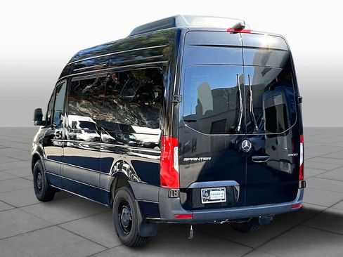 Used 2025 Mercedes-Benz Sprinter 2500 image 11