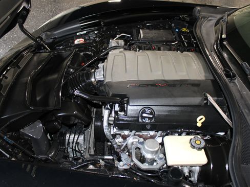 Used 2014 Chevrolet Corvette Stingray Coupe w/ 2LT Preferred Equipment Group RWD image 39