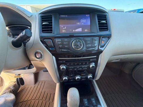 Used 2015 Nissan Pathfinder SL w/ SL Premium Package image 17