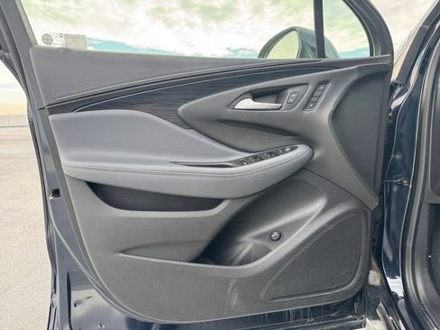 Used 2020 Buick Envision Essence image 4