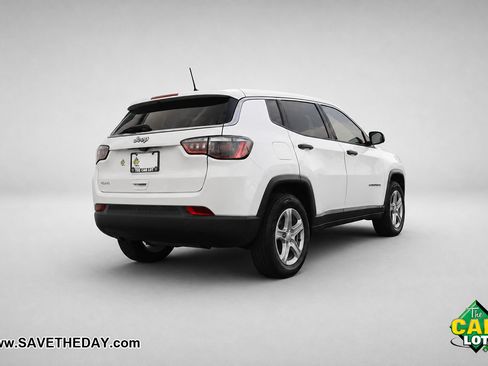 Used 2023 Jeep Compass Sport AWD/4WD image 8