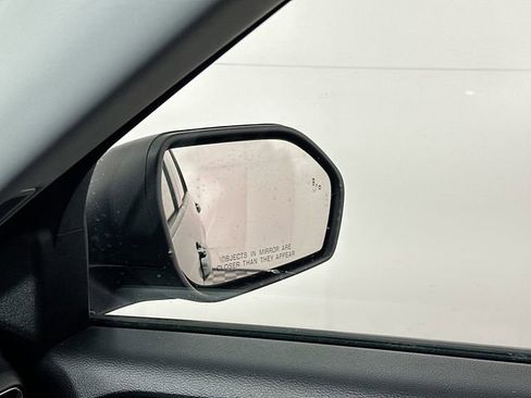 Certified 2022 Ford Explorer XLT w/ Equipment Group 202A image 24