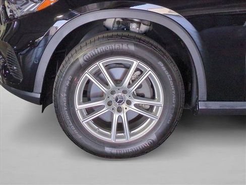 Certified 2025 Mercedes-Benz GLC 300 image 22