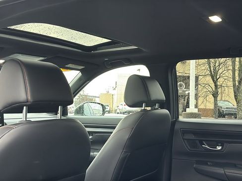 Certified 2025 Honda CR-V Sport-L image 33