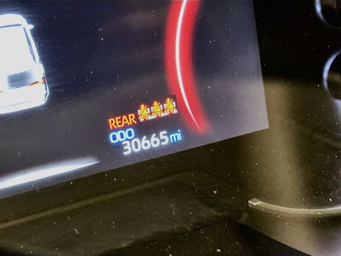 Used 2025 Toyota RAV4 LE AWD/4WD image 19