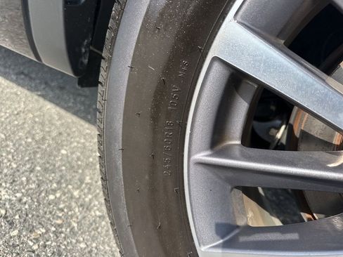 Used 2018 Toyota Highlander XLE image 35