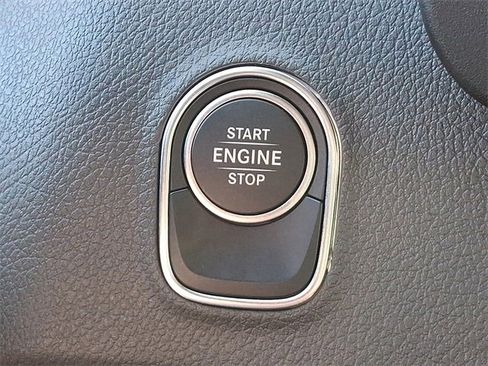 Used 2025 Mercedes-Benz Sprinter 2500 image 22