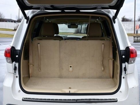 Used 2018 Toyota Highlander XLE image 28