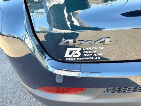 New 2026 Jeep Compass Latitude image 33