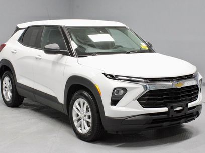 Used 2024 Chevrolet TrailBlazer LS w/ LS Convenience Package