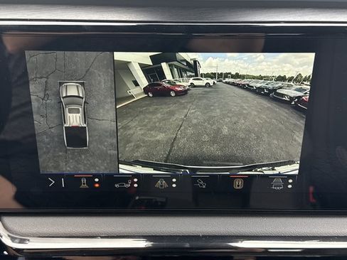 New 2026 GMC Sierra 1500 AT4 w/ AT4 Premium Package AWD/4WD image 9