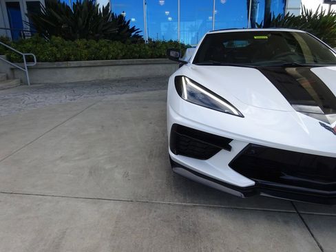 Certified 2023 Chevrolet Corvette Stingray Premium Cpe image 29