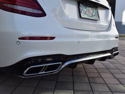 Used 2018 Mercedes-Benz E 63 AMG S image 23