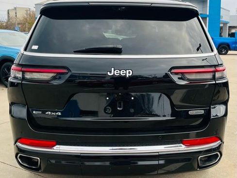 Used 2021 Jeep Grand Cherokee L Overland w/ Luxury Tech Group IV image 3