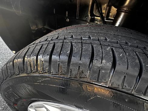 Used 2019 Ford Transit 250 130 Low Roof w/ Exterior Upgrade Package image 9