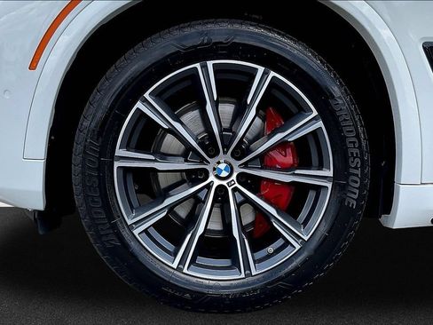 Used 2023 BMW X5 sDrive40i w/ M Sport Package RWD image 25