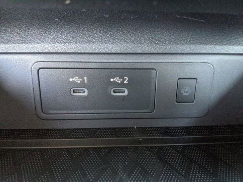 Used 2025 Nissan Murano SV image 31