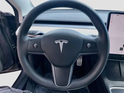 Used 2022 Tesla Model 3 Performance AWD/4WD image 10