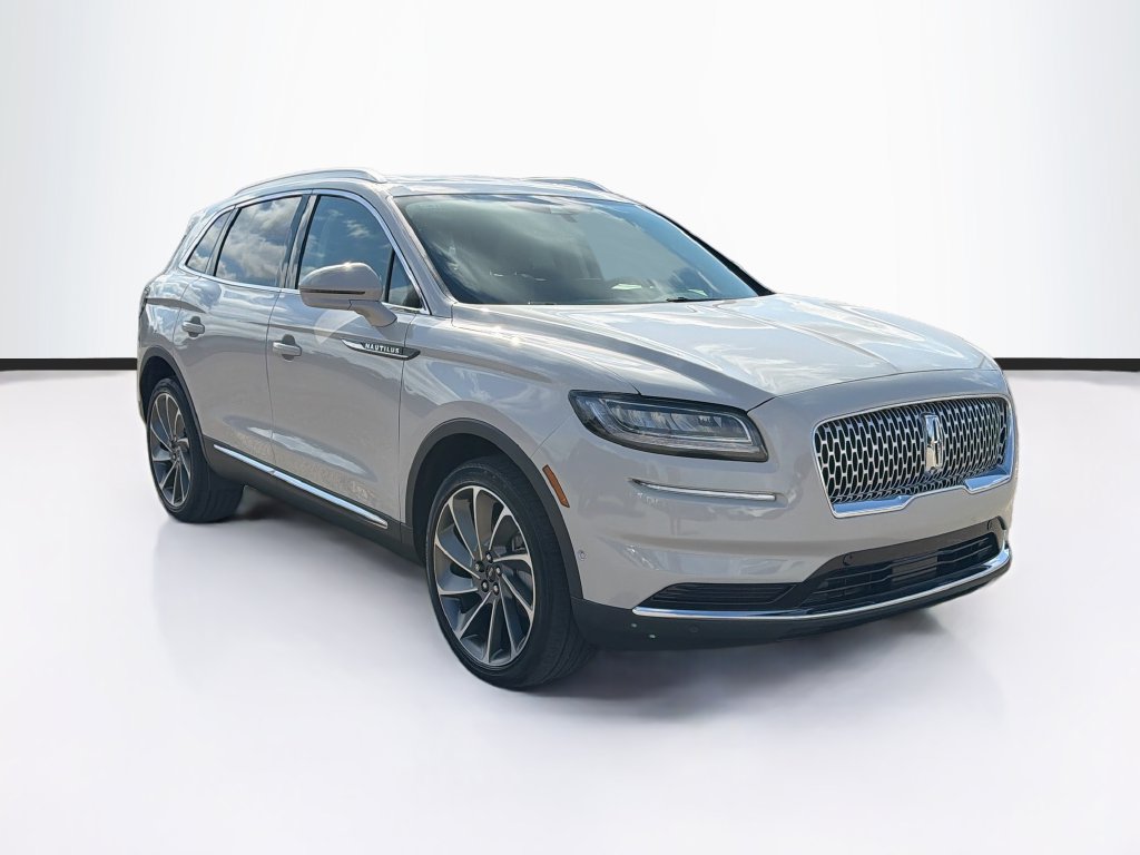 Used 2023 Lincoln Nautilus Reserve w/ Equipment Group 201A AWD/4WD image 3