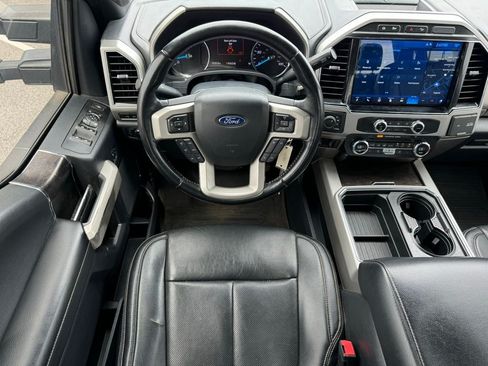 Used 2022 Ford F250 Lariat w/ Lariat Value Package AWD/4WD image 28