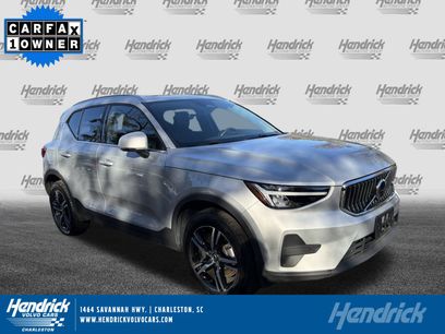 Certified 2025 Volvo XC40 B5 Core