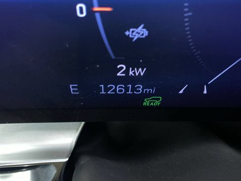 Certified 2024 Cadillac Lyriq Luxury AWD/4WD image 4