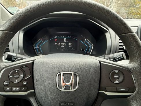 Used 2018 Honda Odyssey LX image 27